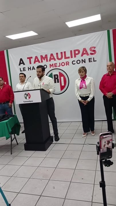 El dirigente del Comité Directivo Estatal del PRI, Bruno Díaz admitió que no pueden solos contra Morena…