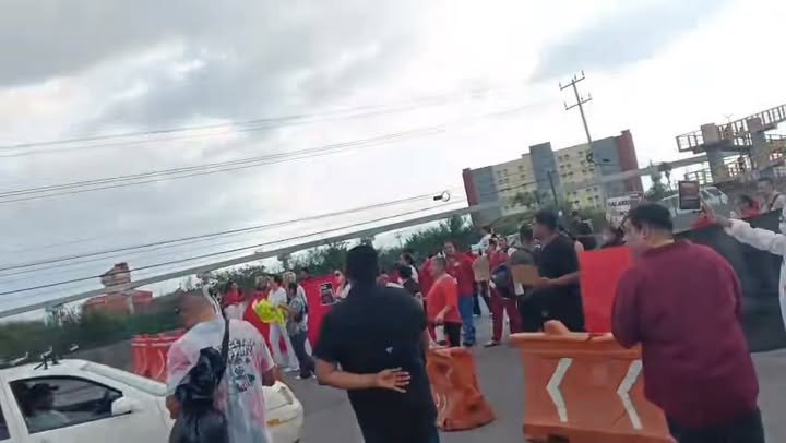 El hartazgo por la mala administración del IMSS y su desahuciado funcionamiento, provocó que los trabajadores…
