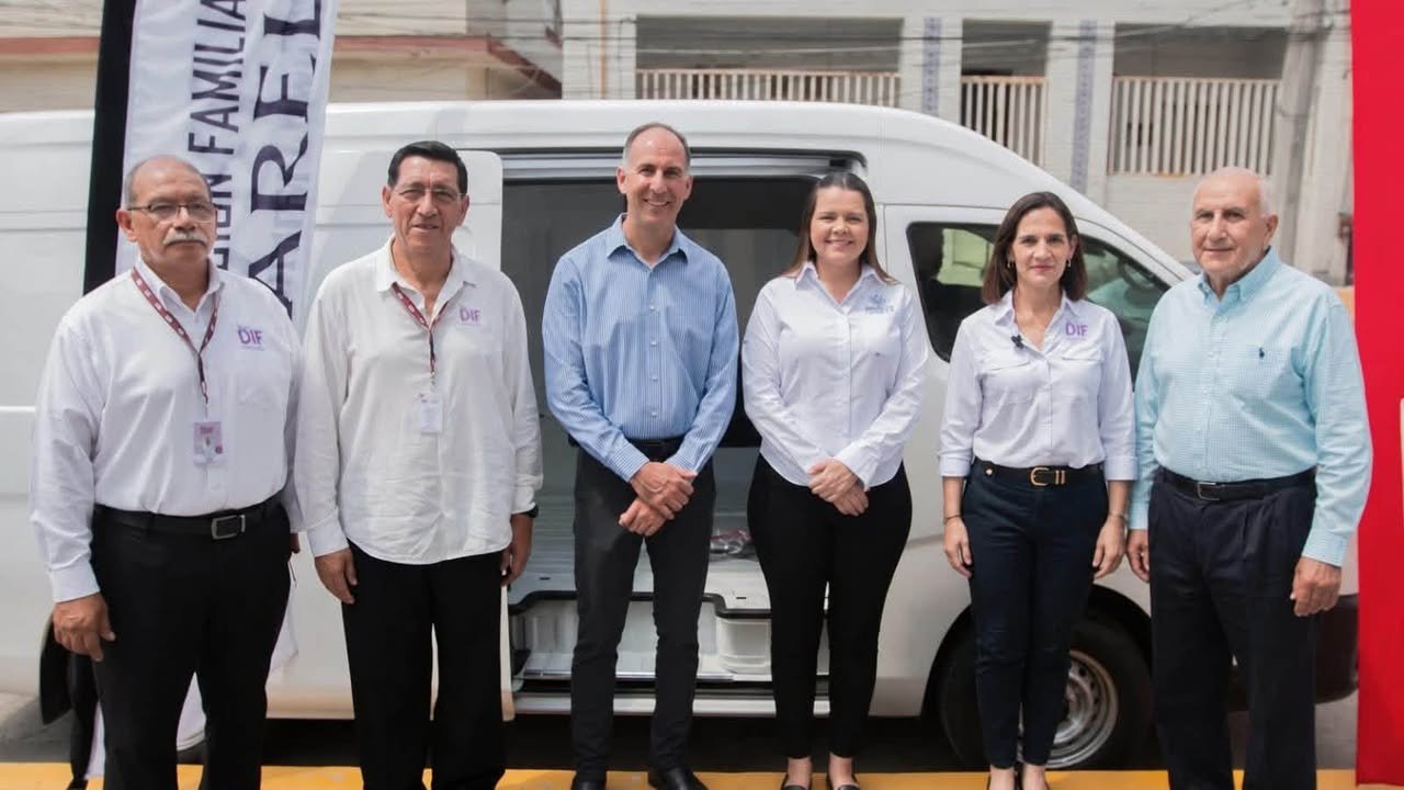 Estaciones de Servicio Nexum, mediante la Fundación Familia Garel, donó una camioneta Nissan Urvan modelo…