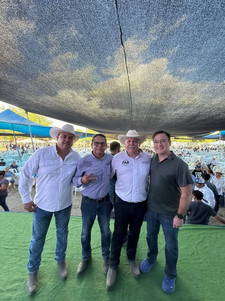 La reaparición de Andrés González Galván, aspirante a la candidatura del Partido Acción Nacional…