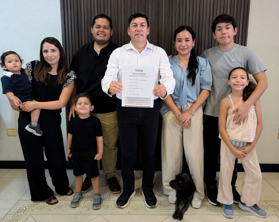 Pepe Braña formaliza su registro para coordinar los Comités de Defensa de la Transformación en Ciudad Victoria
